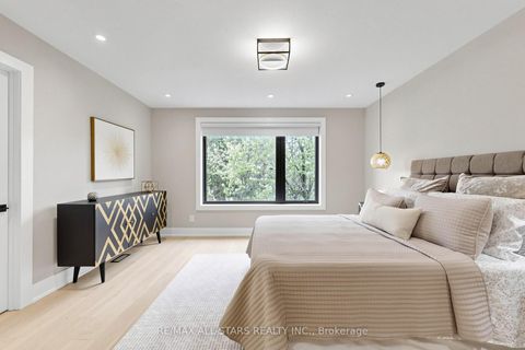 Photo 23 at 127 Banff Road, Mount Pleasant East, Toronto