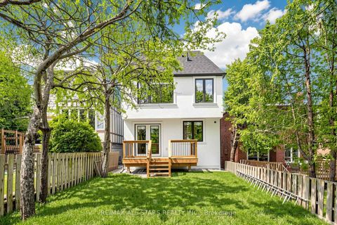 Photo 39 at 127 Banff Road, Mount Pleasant East, Toronto