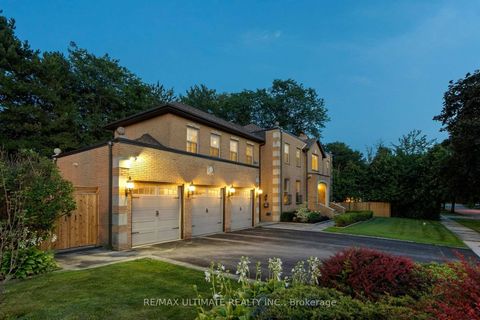 Photo 4 at 1 Versailles Court, Don Mills, Toronto
