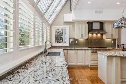 Photo 14 at 1 Versailles Court, Don Mills, Toronto