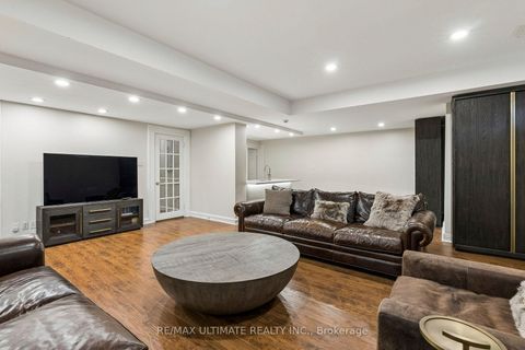 Photo 35 at 1 Versailles Court, Don Mills, Toronto