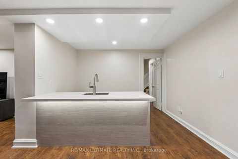 Photo 36 at 1 Versailles Court, Don Mills, Toronto