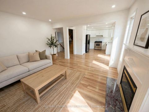 Photo 3 at 5 Canoe Crescent, Rouge E11, Toronto