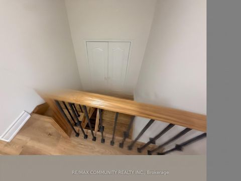 Photo 5 at 5 Canoe Crescent, Rouge E11, Toronto