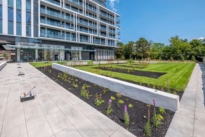 Photo 6 at 907 - 29 Green Trail Court, Bayview Village, Toronto