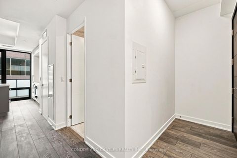 Photo 38 at 907 - 29 Green Trail Court, Bayview Village, Toronto