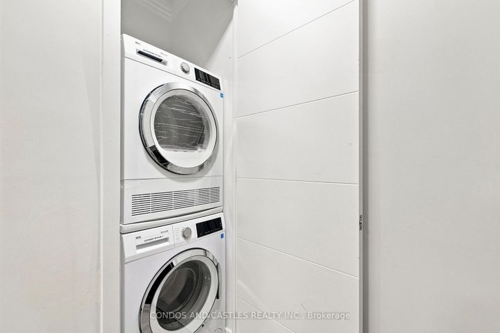 Photo 37 at 210 - 29 Green Trail Court, Bayview Village, Toronto