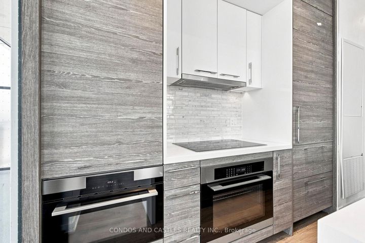 Photo 41 at 210 - 29 Green Trail Court, Bayview Village, Toronto