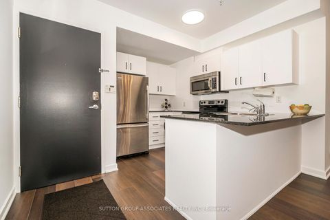 Photo 3 at PH7 - 539 Jarvis Street, North St. James Town, Toronto