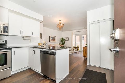 Photo 5 at PH7 - 539 Jarvis Street, North St. James Town, Toronto