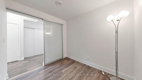 Photo 19 at 522 - 188 Fairview Mall Drive, Don Valley Village, Toronto