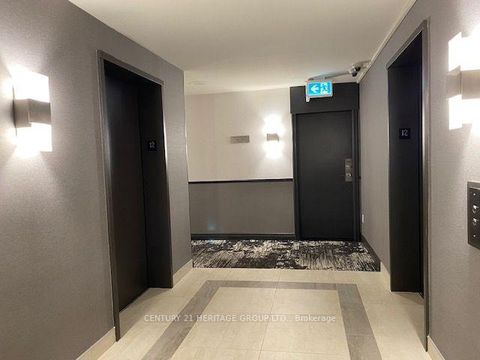 Photo 1 at 1204 - 7 Bishop Avenue, Newtonbrook East, Toronto