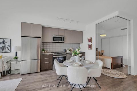 Photo 12 at 414 - 4208 Dundas Street W, Humber Valley, Toronto