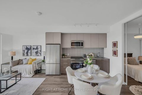 Photo 14 at 414 - 4208 Dundas Street W, Humber Valley, Toronto