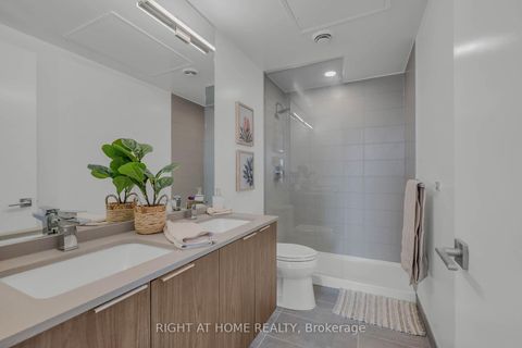 Photo 18 at 414 - 4208 Dundas Street W, Humber Valley, Toronto