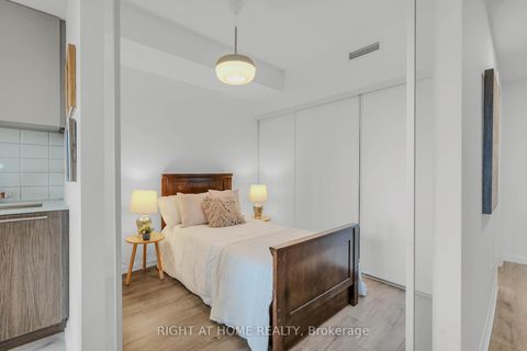 Photo 19 at 414 - 4208 Dundas Street W, Humber Valley, Toronto