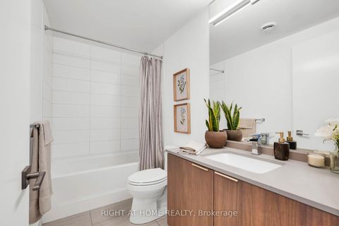 Photo 21 at 414 - 4208 Dundas Street W, Humber Valley, Toronto