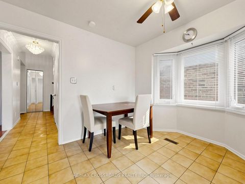 Photo 12 at 108 Anthony Lane, Glen Shields, Vaughan