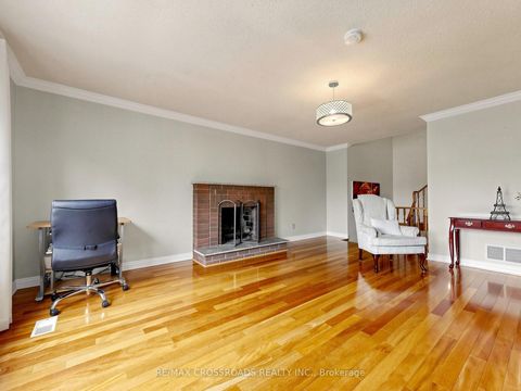 Photo 16 at 108 Anthony Lane, Glen Shields, Vaughan