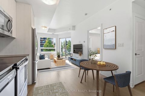 Photo 1 at 233 - 86 Woodbridge Avenue, West Woodbridge, Vaughan