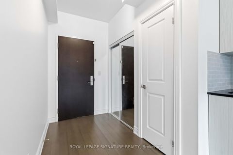 Photo 10 at 233 - 86 Woodbridge Avenue, West Woodbridge, Vaughan