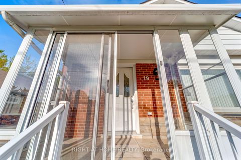 Photo 4 at 19 Martorino Drive, Kennedy Park, Toronto