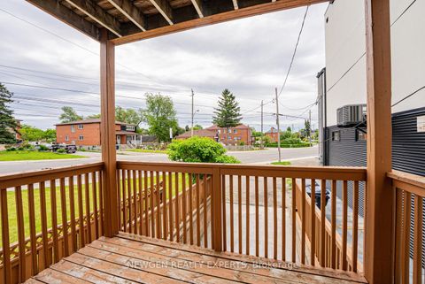 Photo 13 at 592A Danforth Road, Birchmount, Toronto