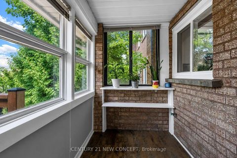 Photo 20 at 90 Wade Gate, Brownridge, Vaughan
