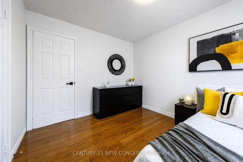 Photo 33 at 90 Wade Gate, Brownridge, Vaughan