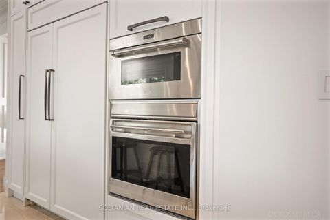 Photo 17 at 15 Calvin Avenue, Willowdale East, Toronto