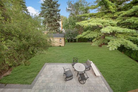 Photo 18 at 15 Calvin Avenue, Willowdale East, Toronto