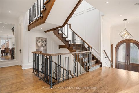 Photo 22 at 15 Calvin Avenue, Willowdale East, Toronto