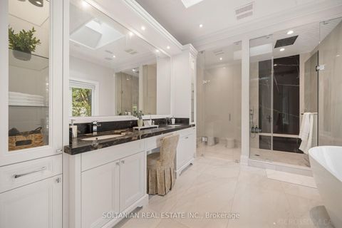 Photo 25 at 15 Calvin Avenue, Willowdale East, Toronto