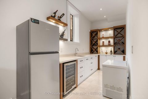 Photo 36 at 15 Calvin Avenue, Willowdale East, Toronto