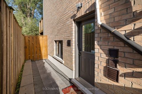 Photo 45 at 15 Calvin Avenue, Willowdale East, Toronto
