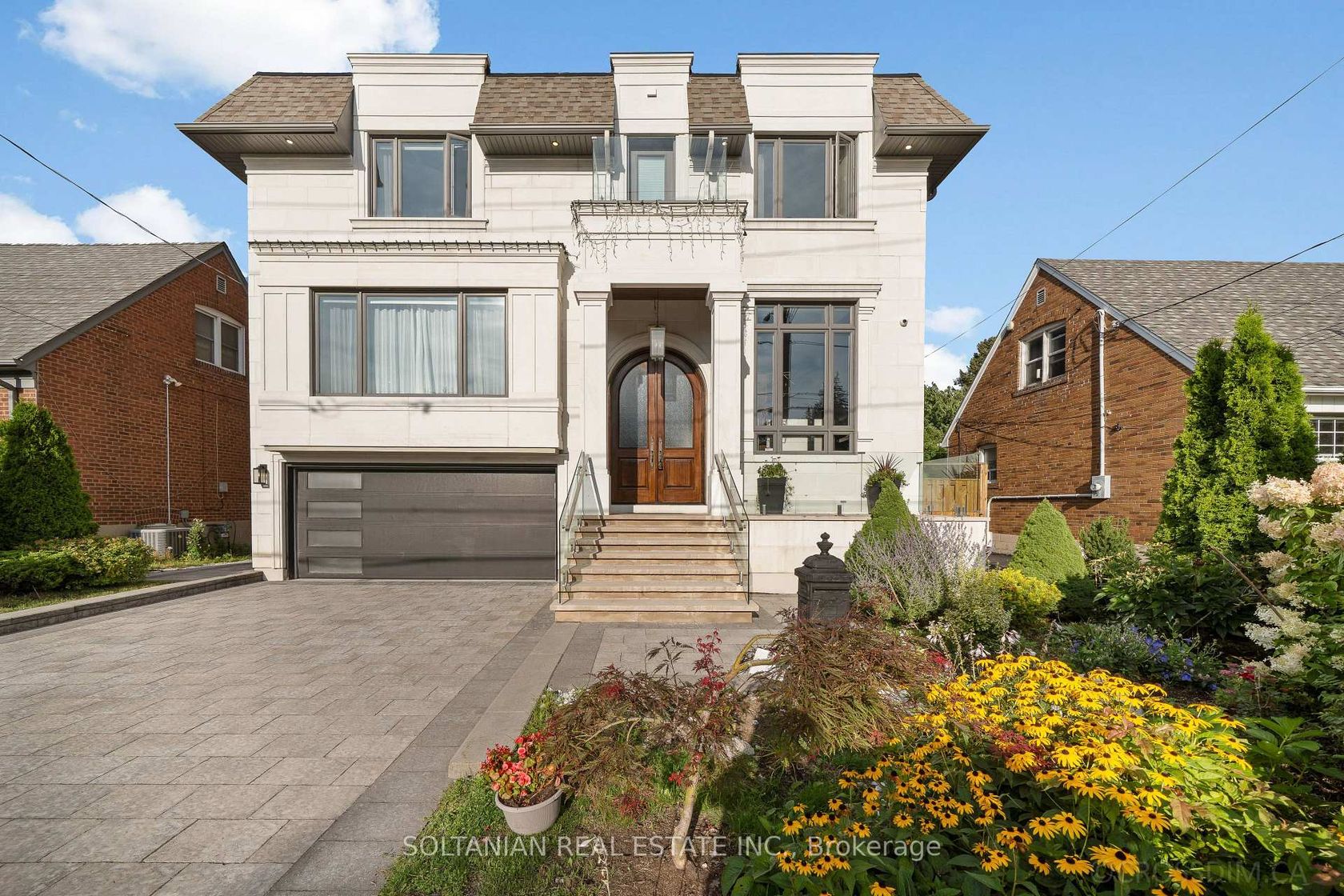 15 Calvin Avenue, Willowdale East, Toronto 