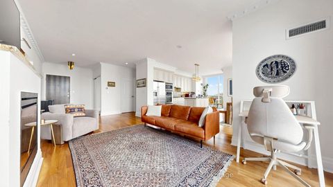 Photo 3 at 5005 - 16 Harbour Street, Waterfront Communities C1, Toronto