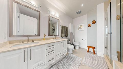 Photo 16 at 5005 - 16 Harbour Street, Waterfront Communities C1, Toronto