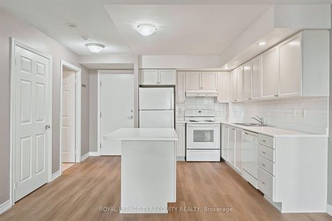 Photo 6 at 405 - 5229 Dundas Street W, City Centre West, Toronto