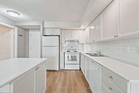 Photo 9 at 405 - 5229 Dundas Street W, City Centre West, Toronto