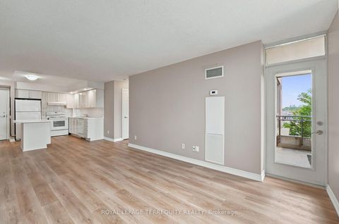 Photo 15 at 405 - 5229 Dundas Street W, City Centre West, Toronto
