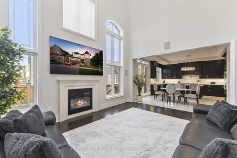 Photo 8 at 91 Woodgate Pines Drive, Kleinburg, Vaughan