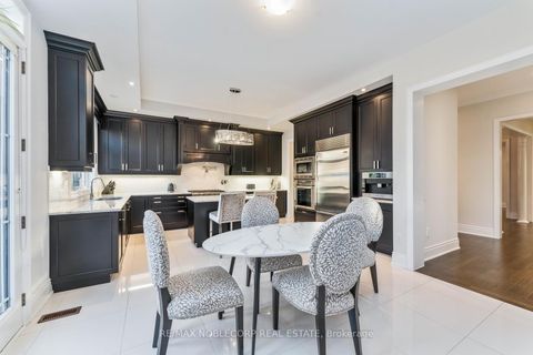 Photo 10 at 91 Woodgate Pines Drive, Kleinburg, Vaughan