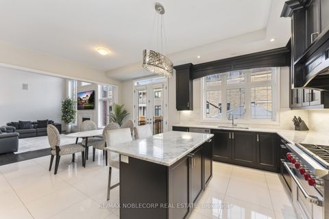 Photo 12 at 91 Woodgate Pines Drive, Kleinburg, Vaughan