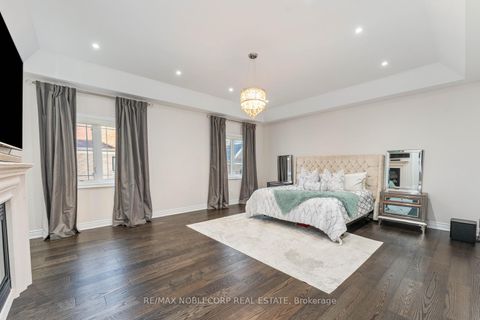 Photo 20 at 91 Woodgate Pines Drive, Kleinburg, Vaughan