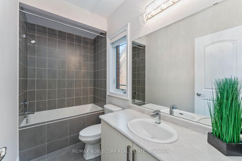 Photo 26 at 91 Woodgate Pines Drive, Kleinburg, Vaughan