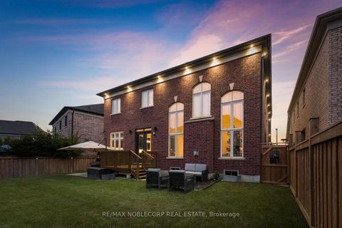 Photo 32 at 91 Woodgate Pines Drive, Kleinburg, Vaughan