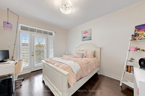 Photo 29 at 67 SAND VALLEY Street, Patterson, Vaughan