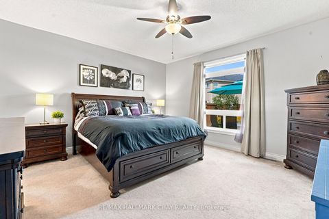 Photo 10 at 167 The Queensway, Shore, Barrie