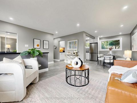 Photo 6 at 56 Ternhill Crescent, Don Mills, Toronto